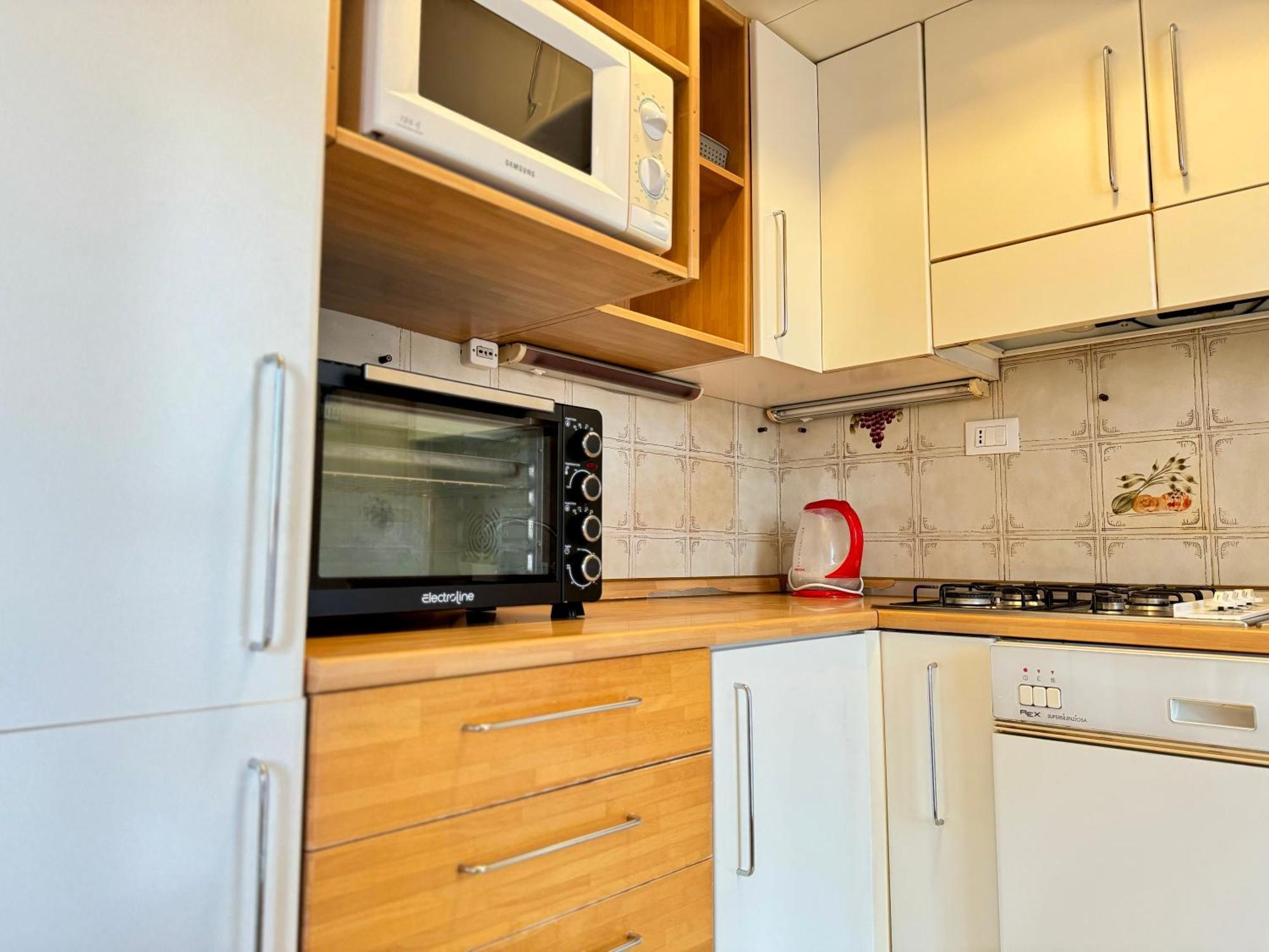 Apartamento 82, Attico Leonardo Lido Adriano Exterior foto