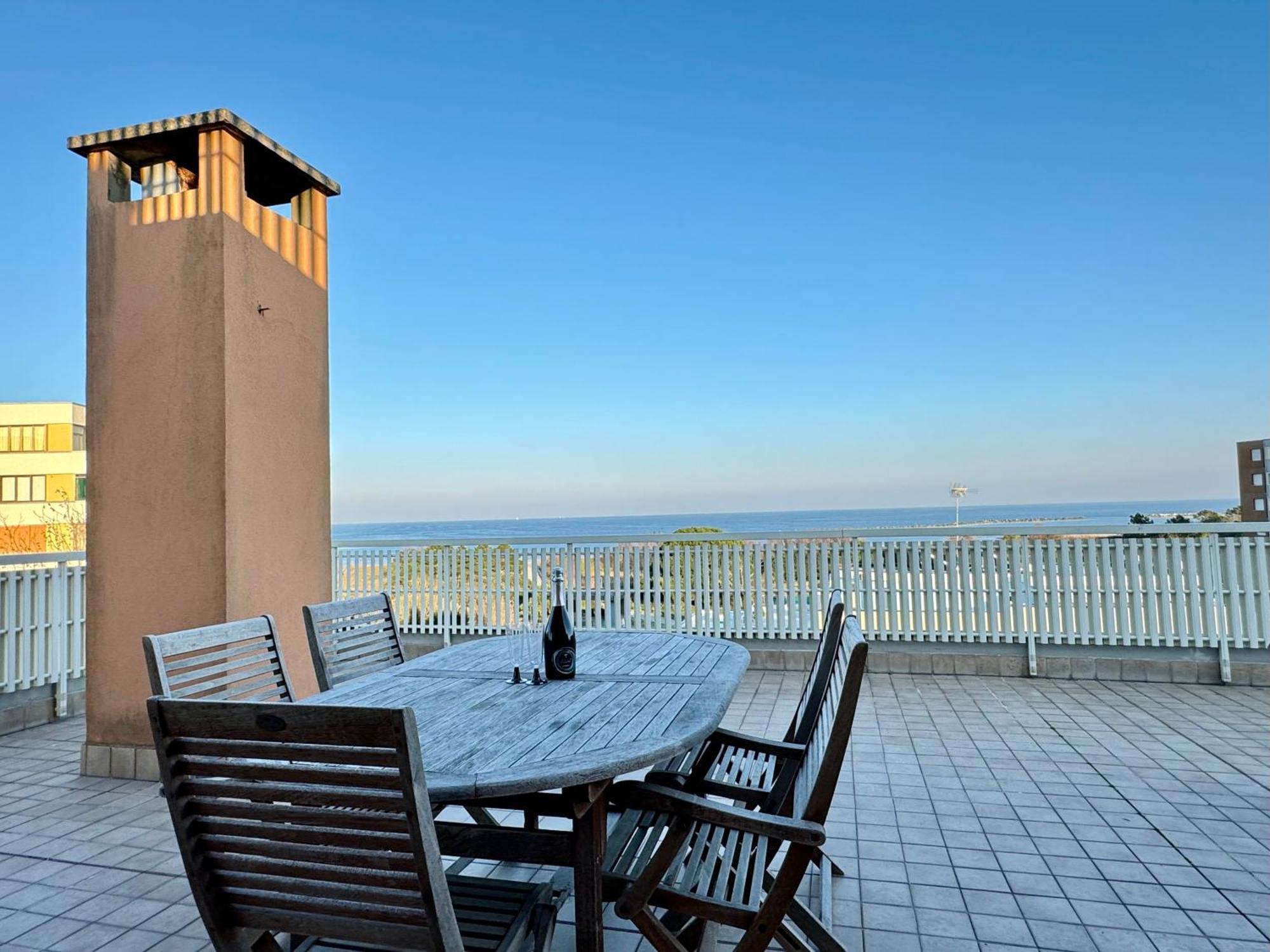 Apartamento 82, Attico Leonardo Lido Adriano Exterior foto